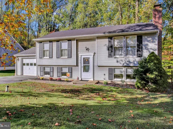 612 Morgan Dr E, Coatesville, PA 19320