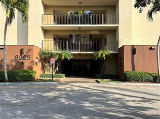 8025 SW 107th Ave APT 120, Miami, FL 33173