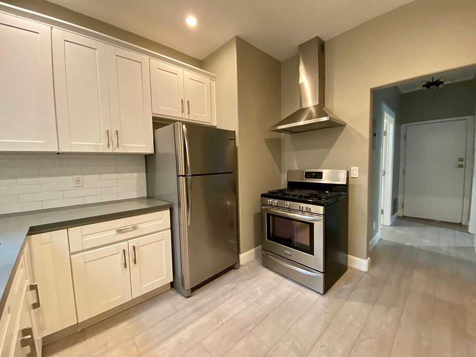 1st image of 747 S New Hampshire Ave #14