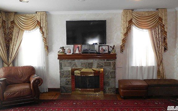 4th image of 6329 Alderton St