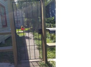805 Ball St #1, Galveston, TX 77550