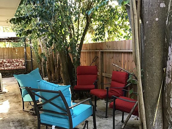 Big private concrete patio fully furnished.