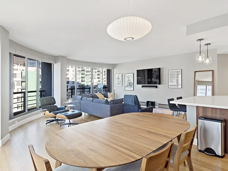 300 3rd St #801 — Photo 24