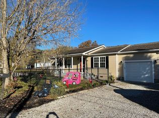 122 2nd St, Louisa, KY 41230
