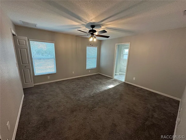 5825 N Larkspur Way — Photo 7