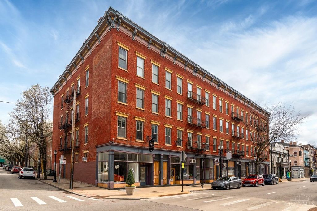 Real estate listing image