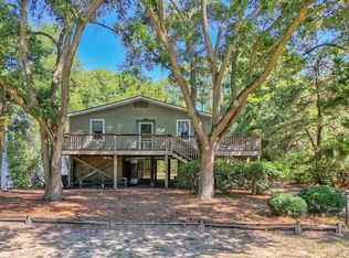 221 Windover Dr, Pawleys Island, SC 29585