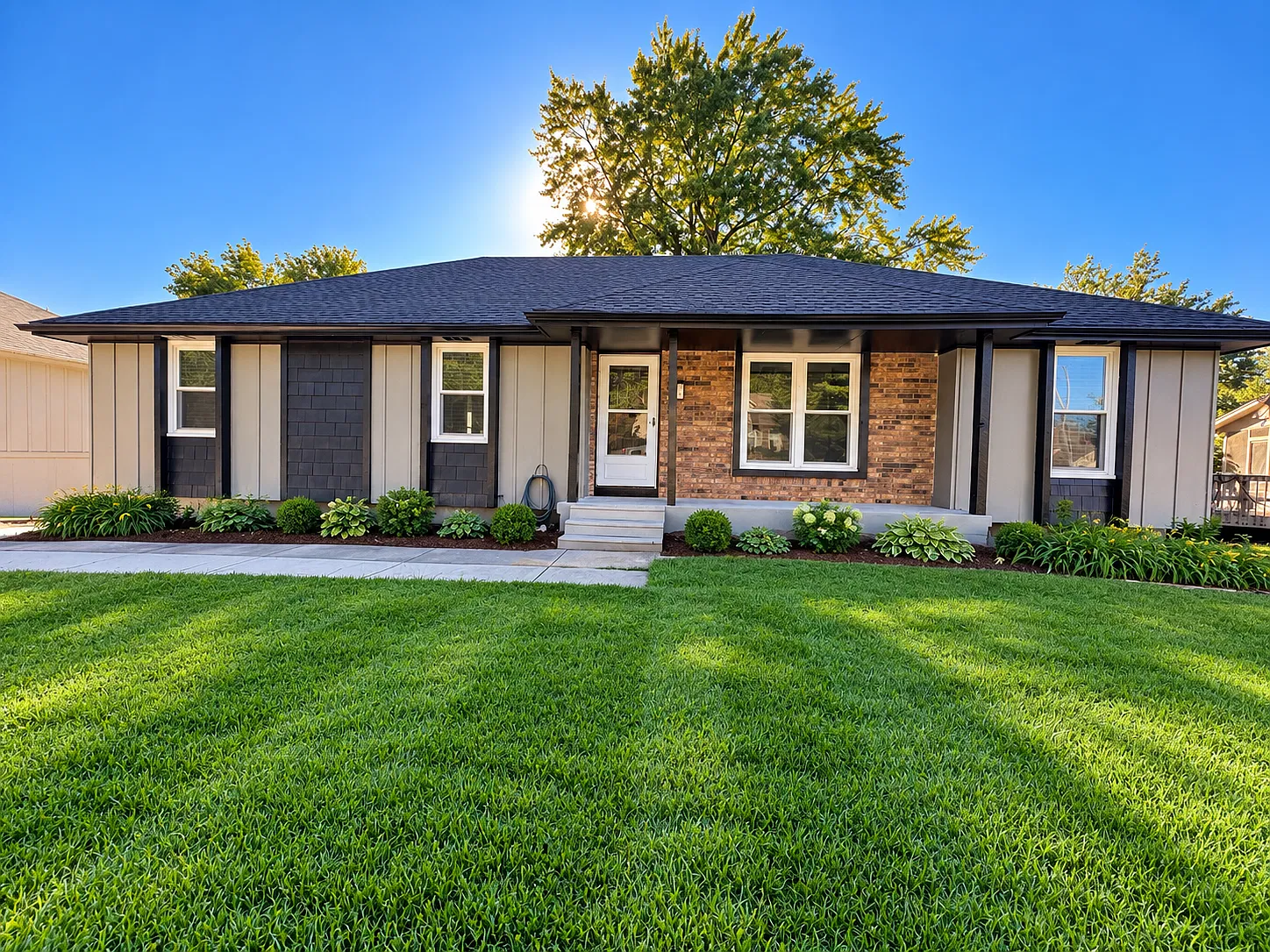 4 bed, 2792 sqft, $2,595 — Photo 1