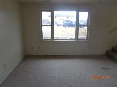 3rd image of 5330 Plaza Ave #5332