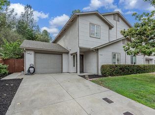 7000 Forest Hill Dr, Diamond Springs, CA 95619