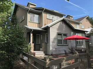 2746 Hedgerow Cir, Lafayette, CO 80026