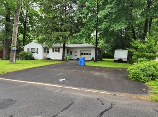 130 Mountain Pkwy, Green Brook, NJ