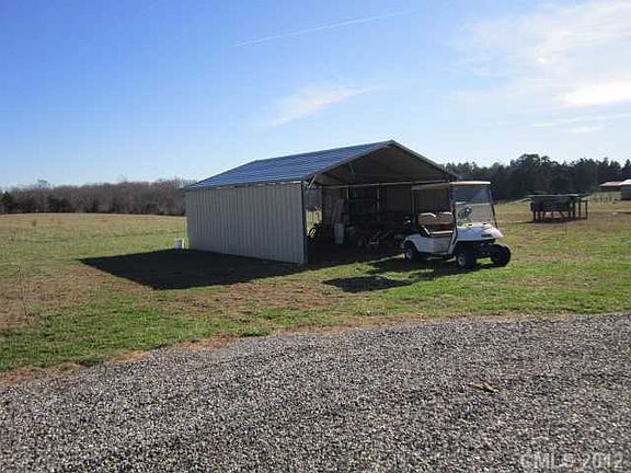 2nd image of 114 Cove Gap Rd