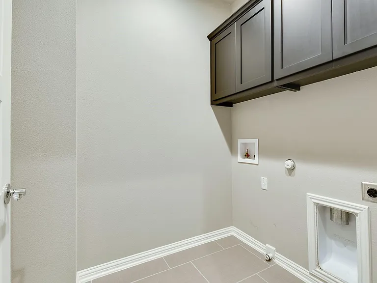 13800 Lyndhurst St #274 — Photo 24