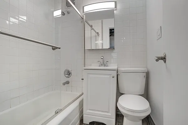 Rented by Creed Realty Group | media 11