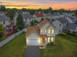 609 Maple Dr, Streamwood, IL 60107