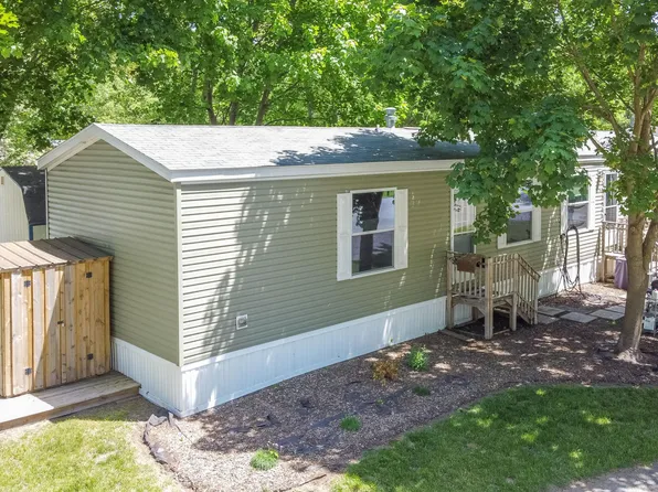 3538 Cedar Rd, Twin Lake, MI 49457