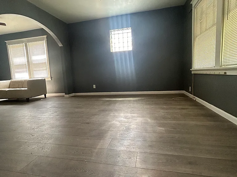 4957 Lilburn Ave — Photo 4