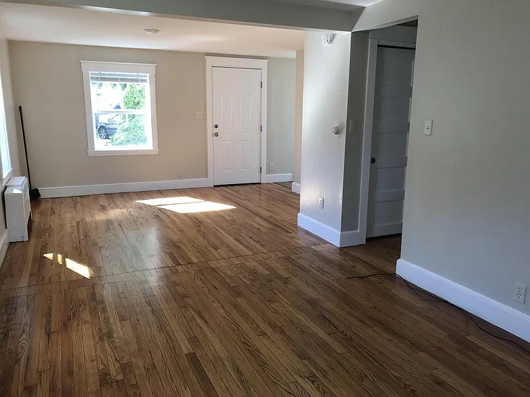 121 Wellington Rd — Photo 20