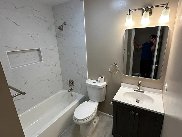 624 Rush St #B — Photo 8