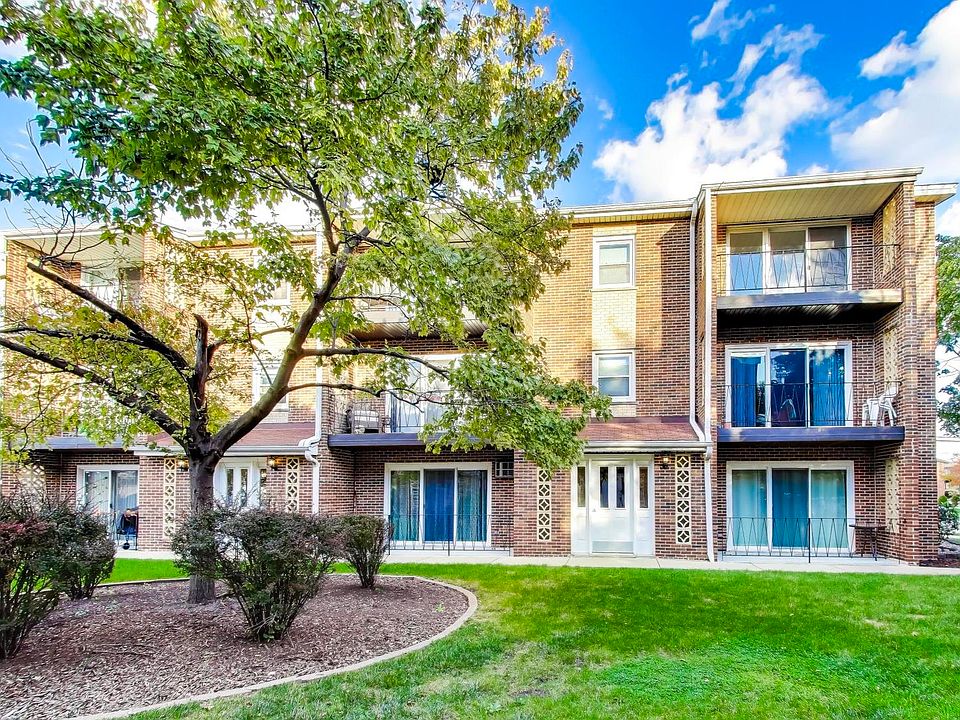 1st image of 6416 W 64th Pl APT 3A