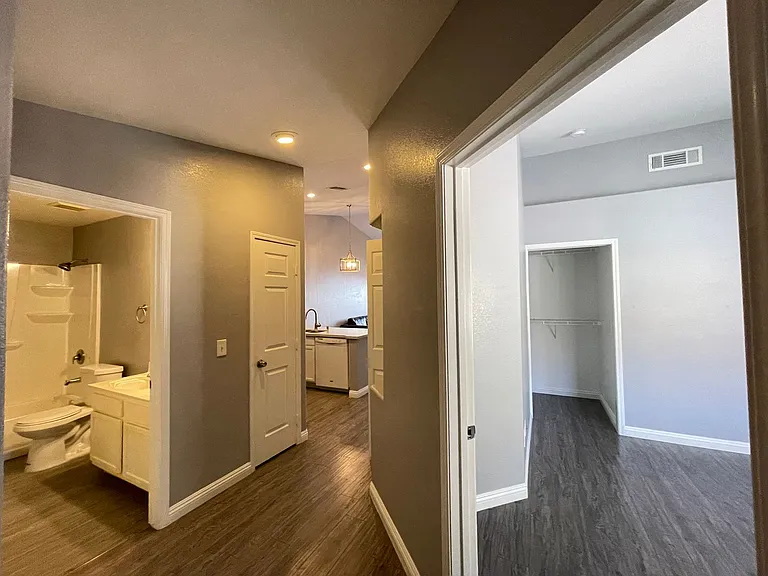 5151 Briar Patch Way — Photo 4