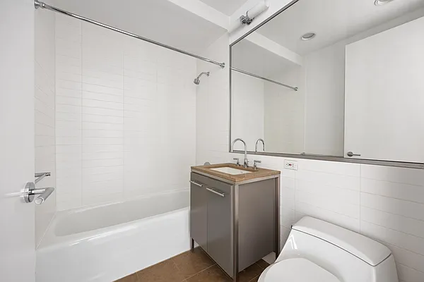 Rented by Compass | media 9