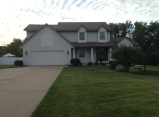 65 Rockview Dr NE, Rockford, MI