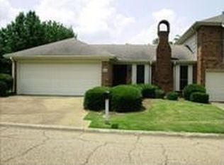 228 Old Oak Cir, Brandon, MS 39042
