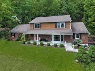 14 Peace Valley Rd, Towaco, NJ 07082