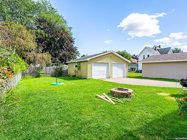 1214 Mount Vernon Street — Photo 13