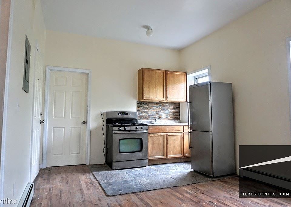 1st image of 29 Buffalo Ave APT 4