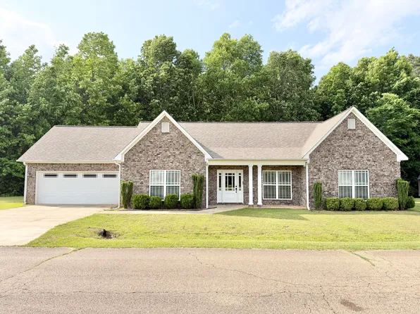 104 Mockingbird Ln, Caledonia, MS 39740