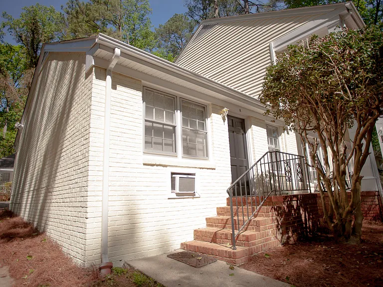 810 Old Pittsboro — Photo 15