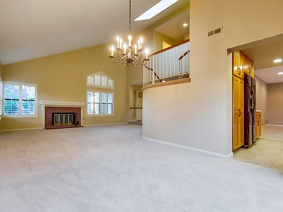 4th image of 4989 Alejo St