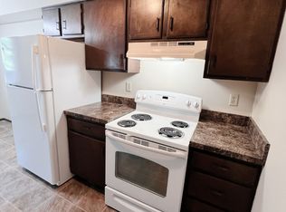 1825 Knox St #5, Lincoln, NE 68521