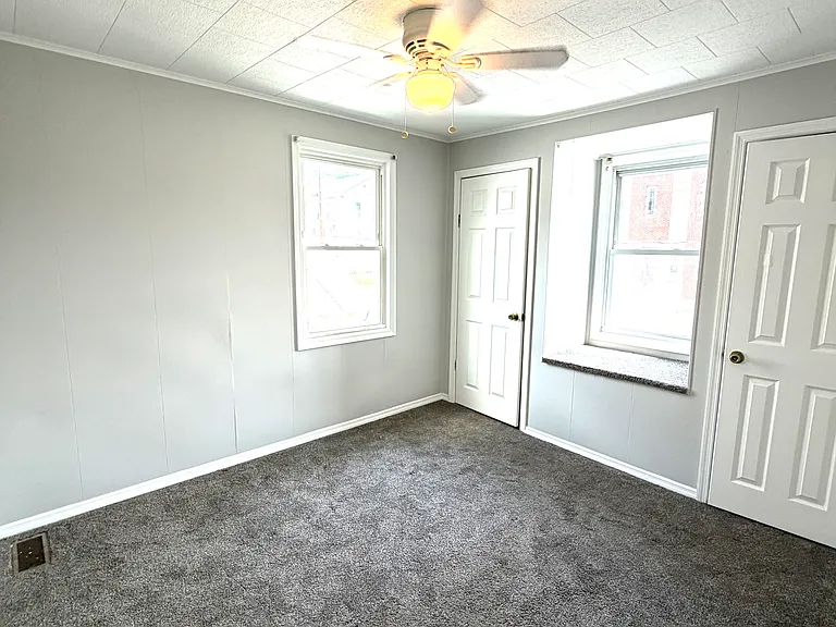 104 S Carlisle St — Photo 6
