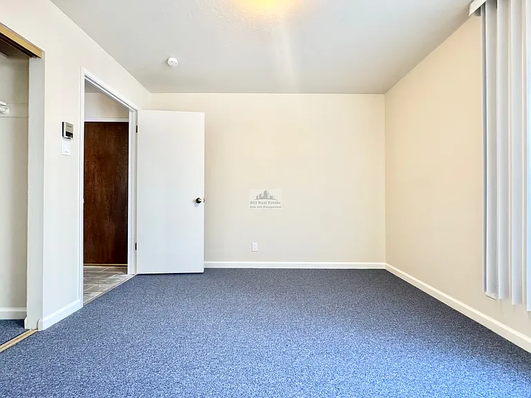 900 Rivera St #6 — Photo 5