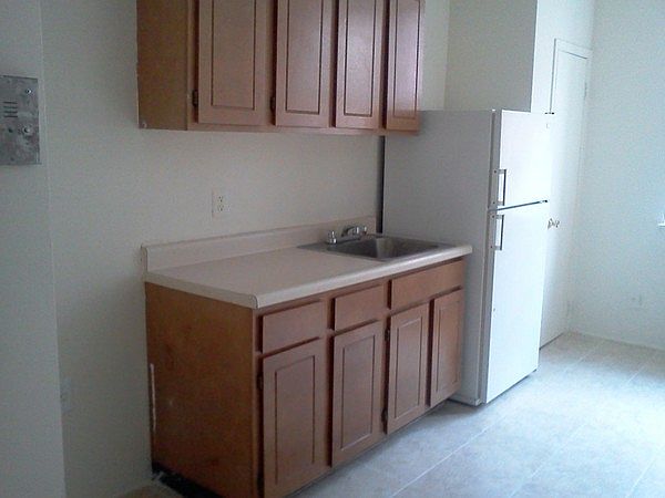 1st image of 585 E 21st St #1
