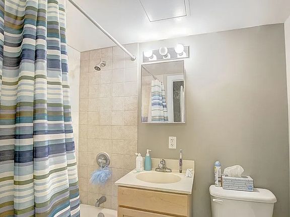 2nd image of 800 4th St SW APT S405