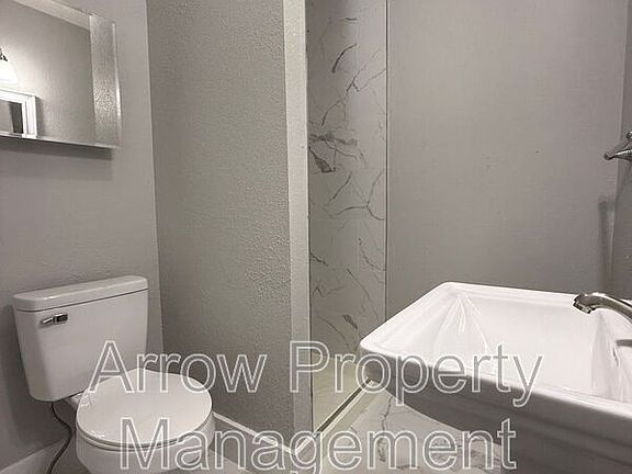 4th image of 1446 S 11th St Unit 1
