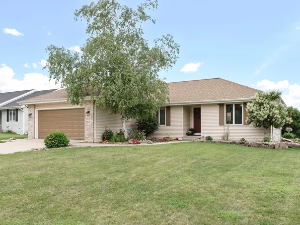 3812 Mallard Ln, Janesville, WI 53546