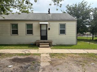 3121 E Neely Ct, Wichita, KS 67210