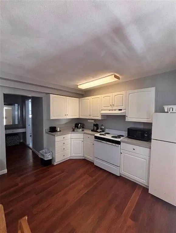 1 bed, 1.0 bath, 500 sqft, $2,000 — Photo 3
