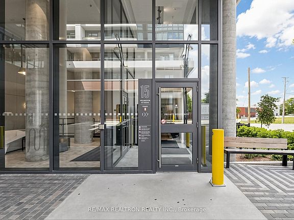 2nd image of 15 Wellington St S #1210