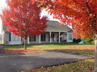 381 Mountain View Ave, Rural Retreat, VA 24368