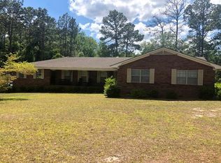 207 Rose Ln, Douglas, GA 31533