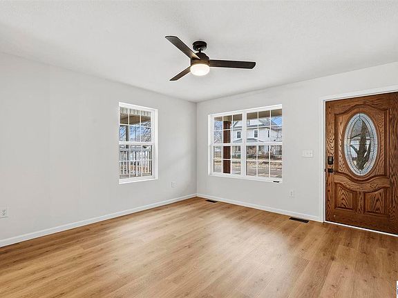 3rd image of 1616 S Center St