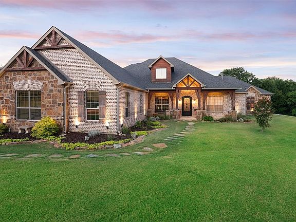 5th image of 1494 Cypress Point Dr