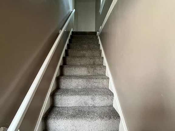 3rd image of 6115 Gladys Ave Unit B